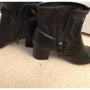Time and Tru black ankle boots